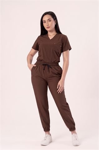 Uniforme antifluidos Ecotopía color Chocolate